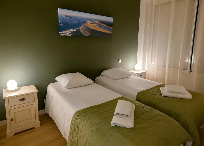 3 Pieces Avec Terrasse Arboree * Аркашон